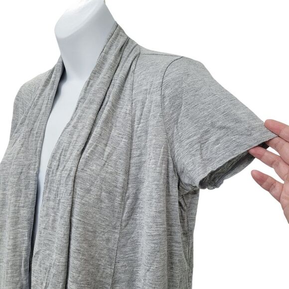 2/$20 Forever 21 Plain Grey Cardigan Top Blouse Size: Small - Picture 6 of 8